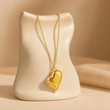 Glossy Heart Pendant Necklace