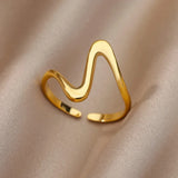 Classic Gold Band Ring - Style 18