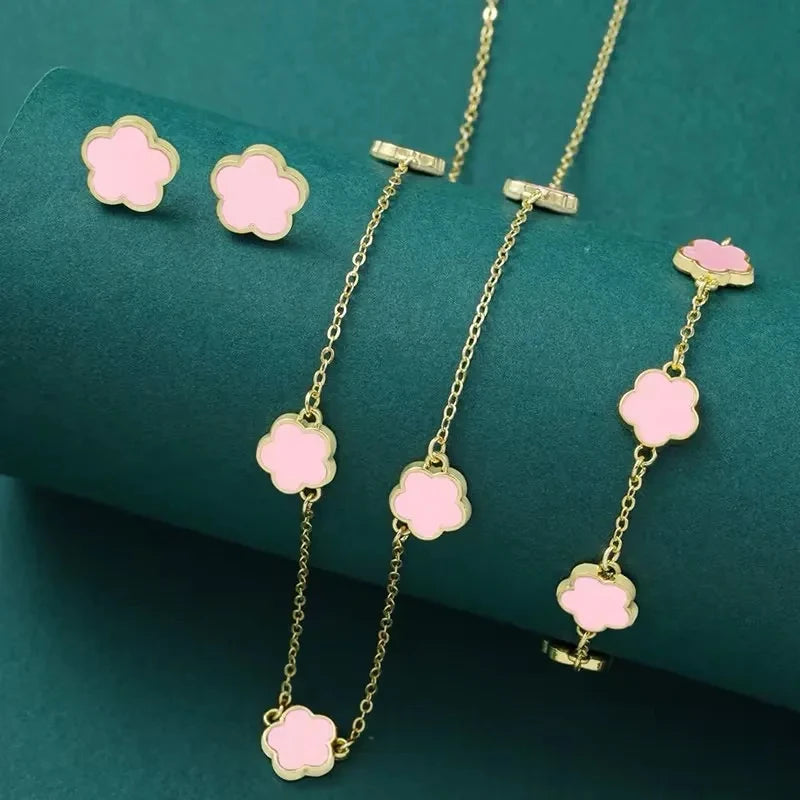 Five-Petal Clover Jewelry Set — Bracelet, Earrings & Necklace